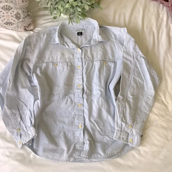 Patagonia Light Blue Button-Up Shirt - Picture 1 of 11